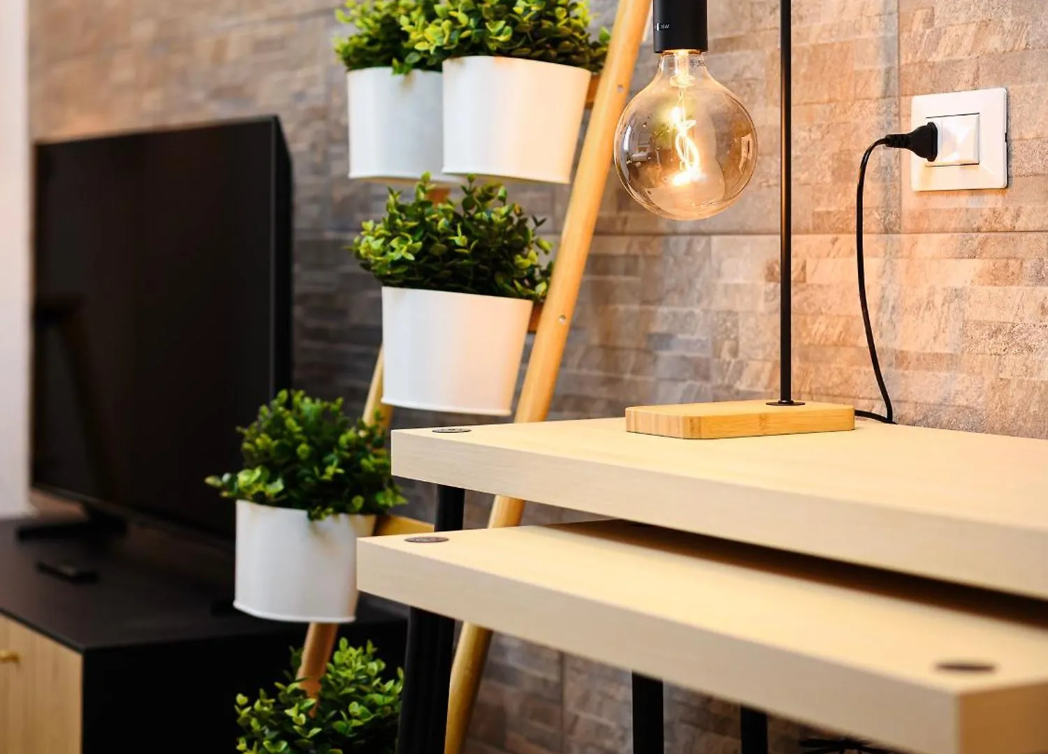Insubria 8-6 - Monolocale Cool Daire Milano